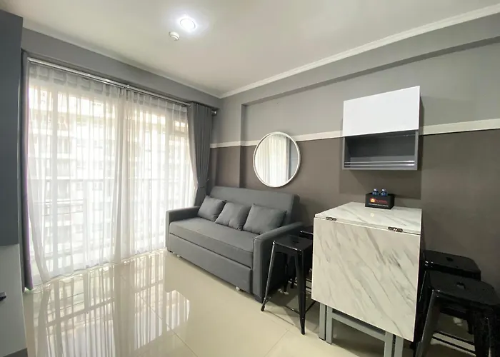 Strategic 2Br At Gateway Pasteur Apartment By Travelio