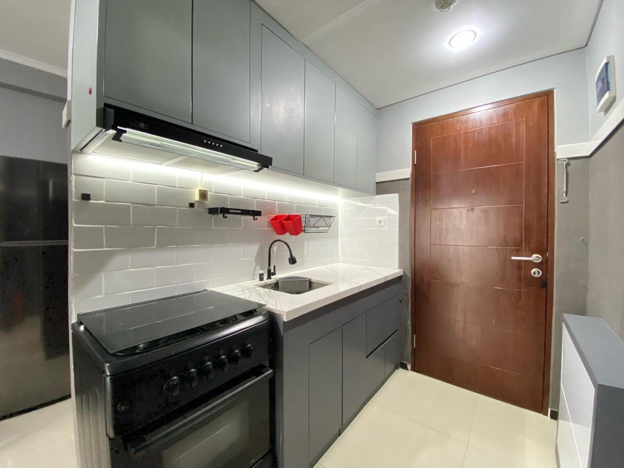 Strategic 2br At Gateway Pasteur By Travelio Apartemen *